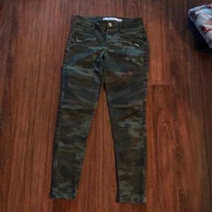 Camo woman’s jeans